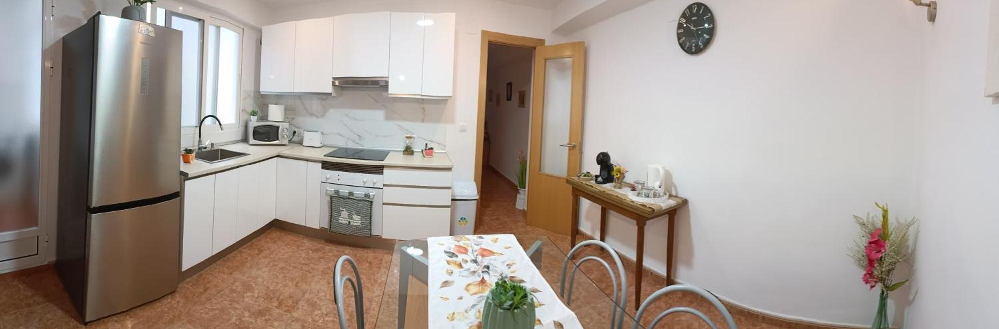 Daoiz, Vivienda Vacacional Para Familias Y Mayores De 25 Anos En El Grao De Gandia 3Ro Sin Ascensor Playa de Gandia Exterior photo